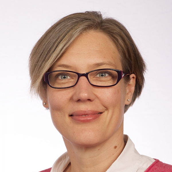Prof Ester Hammond