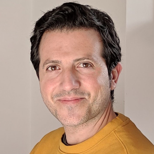 Dr David Fernandez-Anoran