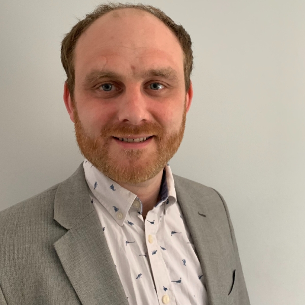 Dr Gareth Miles